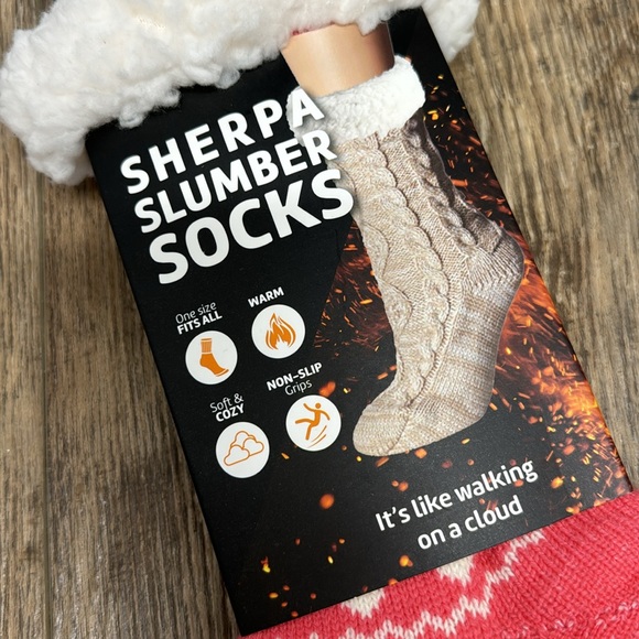 NWT Sherpa Slumber Socks - Picture 5 of 5